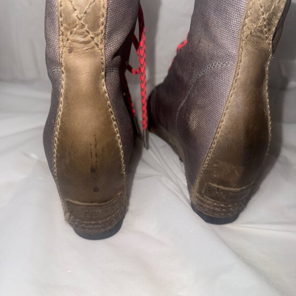 Sorel Women's PDX Grey Brown Hidden Wedge Bootie Size US 8.5 - Picture 7 of 14
